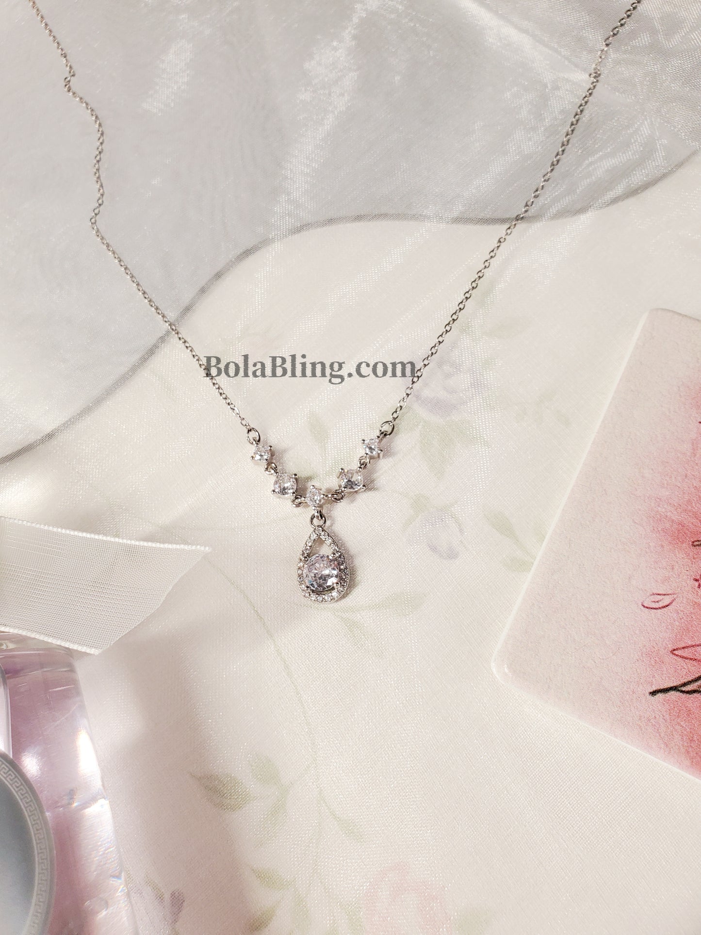 The Queen’s Necklace | Grace & Power | Australia Design